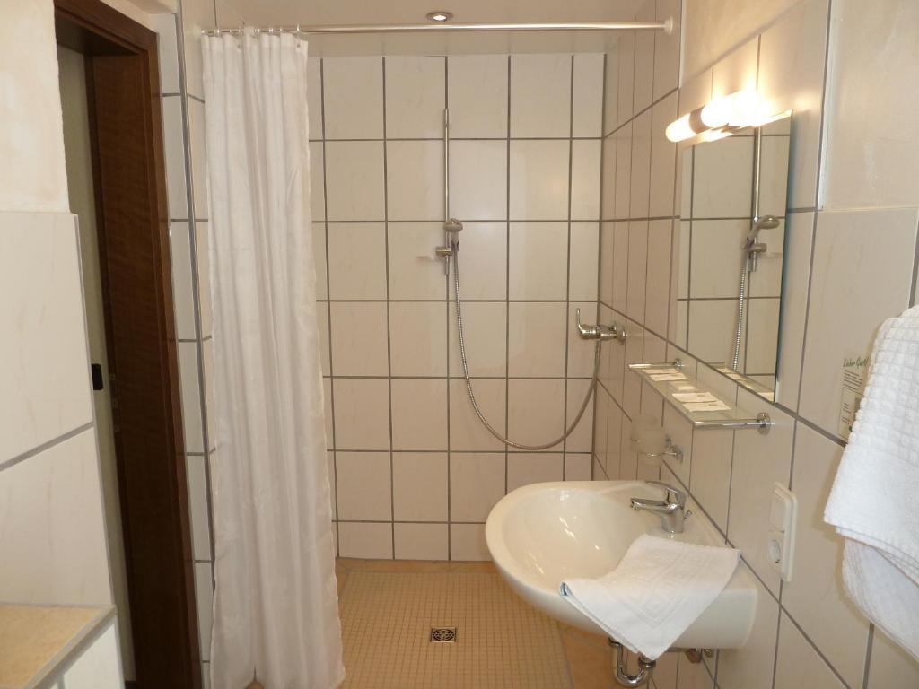 Edelstein Hotel イーダル・オーバーシュタイン 部屋 写真