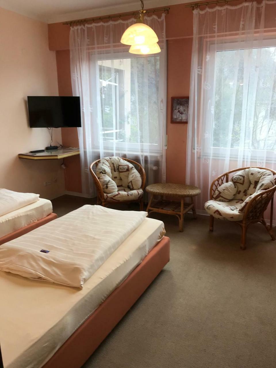 Edelstein Hotel イーダル・オーバーシュタイン エクステリア 写真
